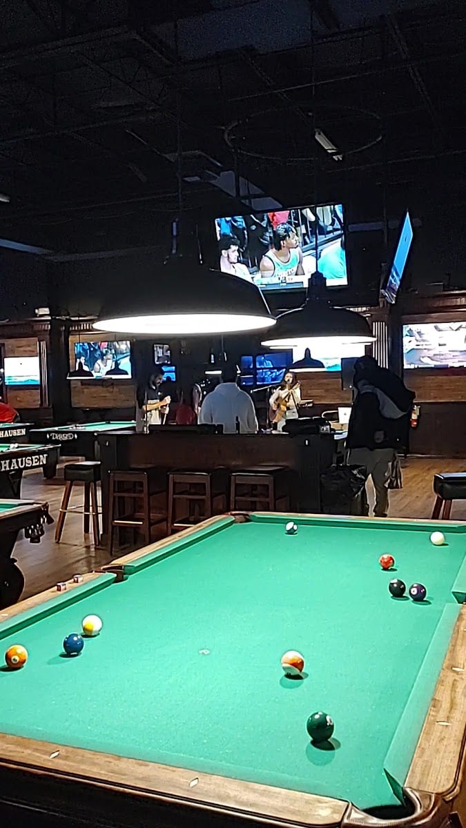 Eddie's Tavern Beaumont, photo 3