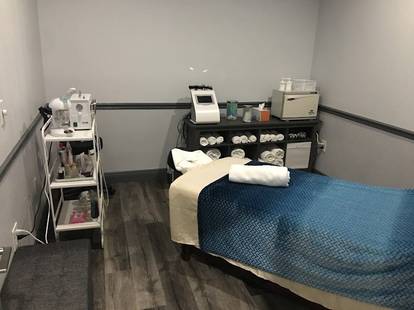 Jesse ple massage & spa