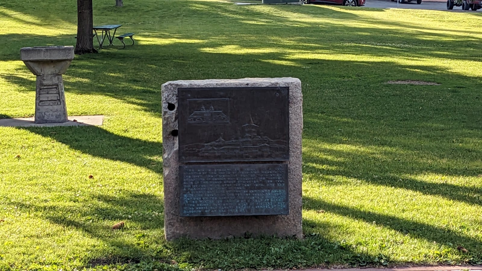 Library Playground, photo 2