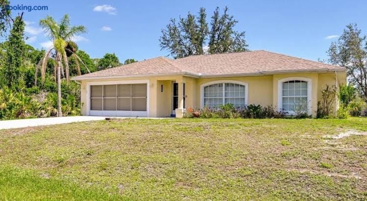 Near Golf Courses: Cozy Home in North Port!