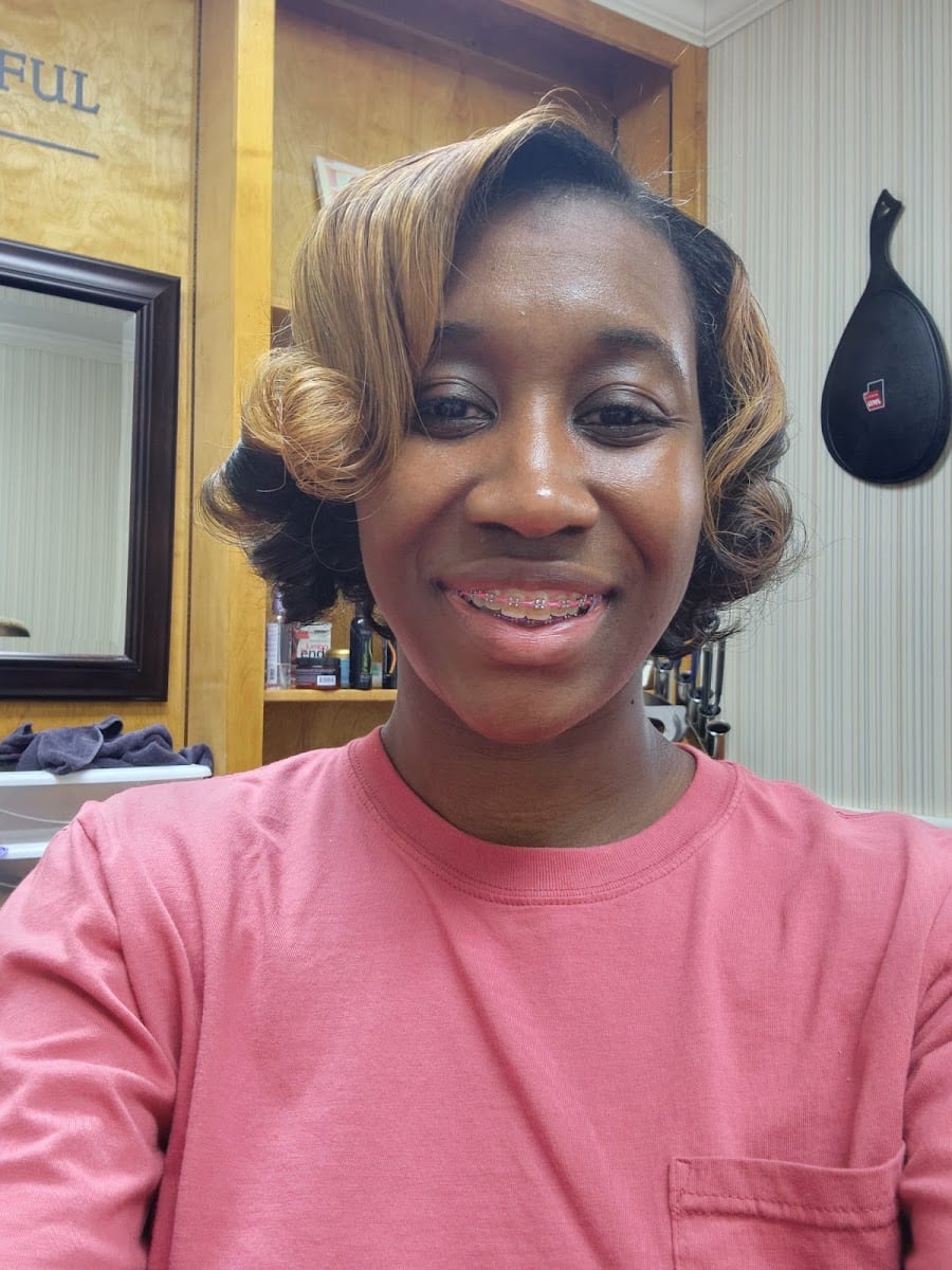 Melissa White @ Xquisite Hair Salon, photo 3