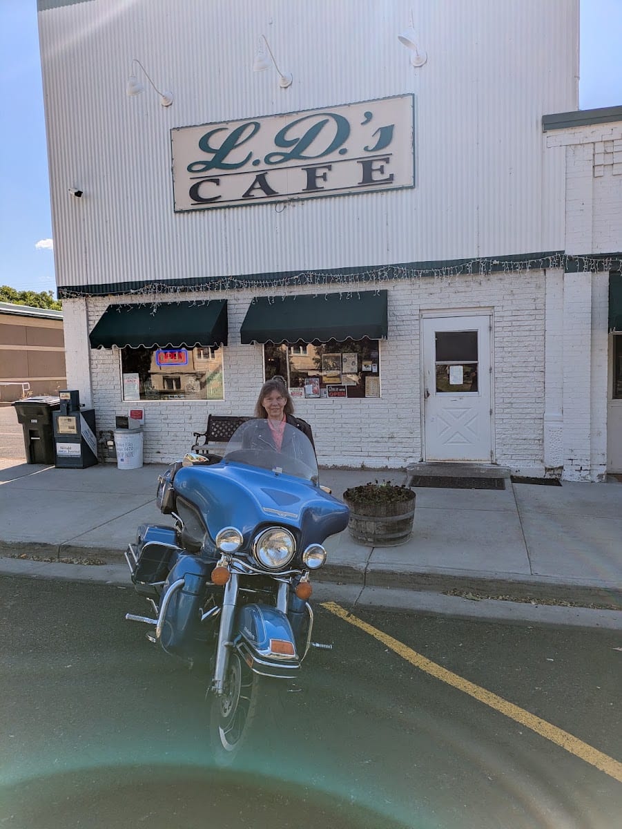 L.D.’s Cafe, photo 2