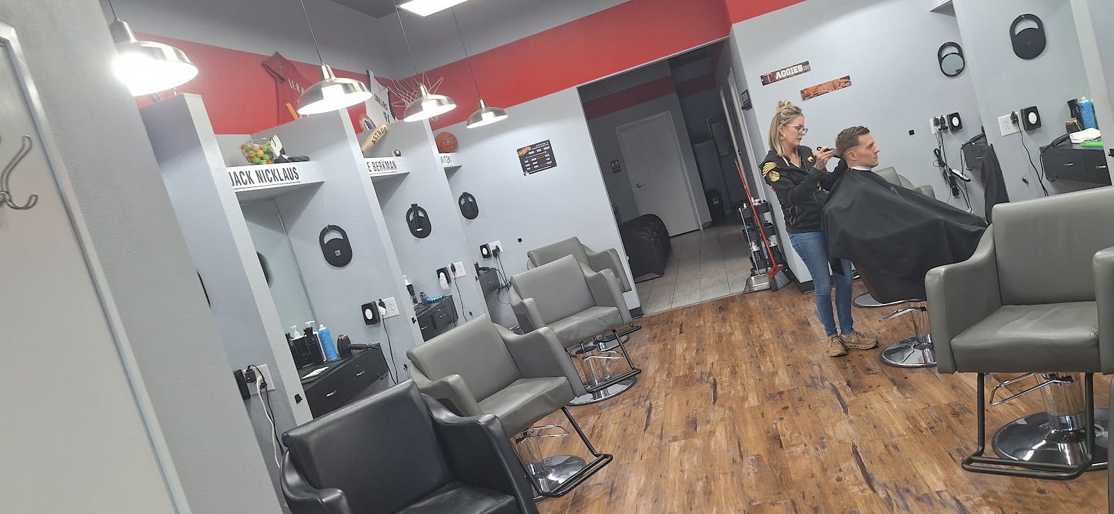 Locker Room Haircuts, photo 4