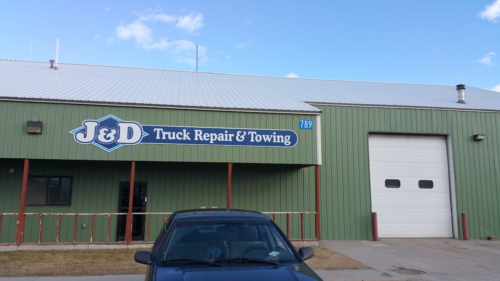J&D Truck Repair & Towing