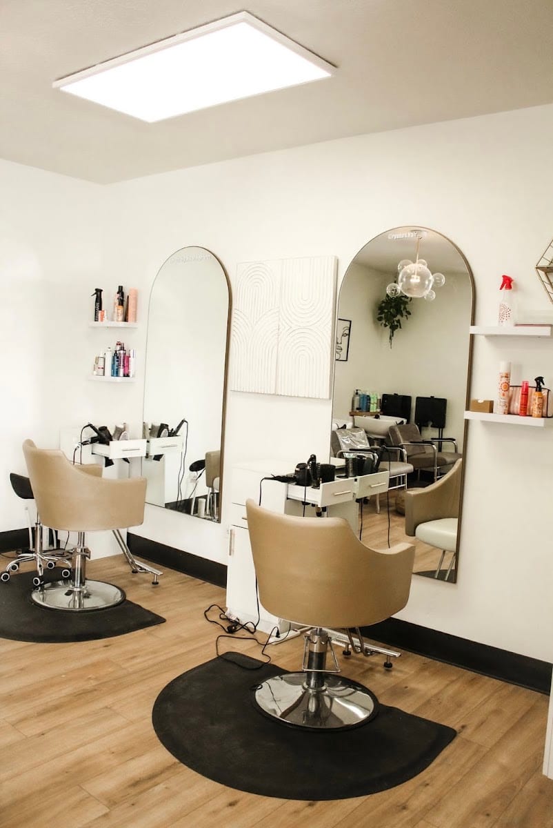 Noir Studios Salon