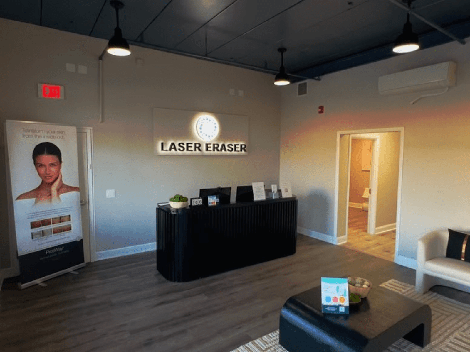 Laser Eraser: Laser Tattoo Removal, photo 2