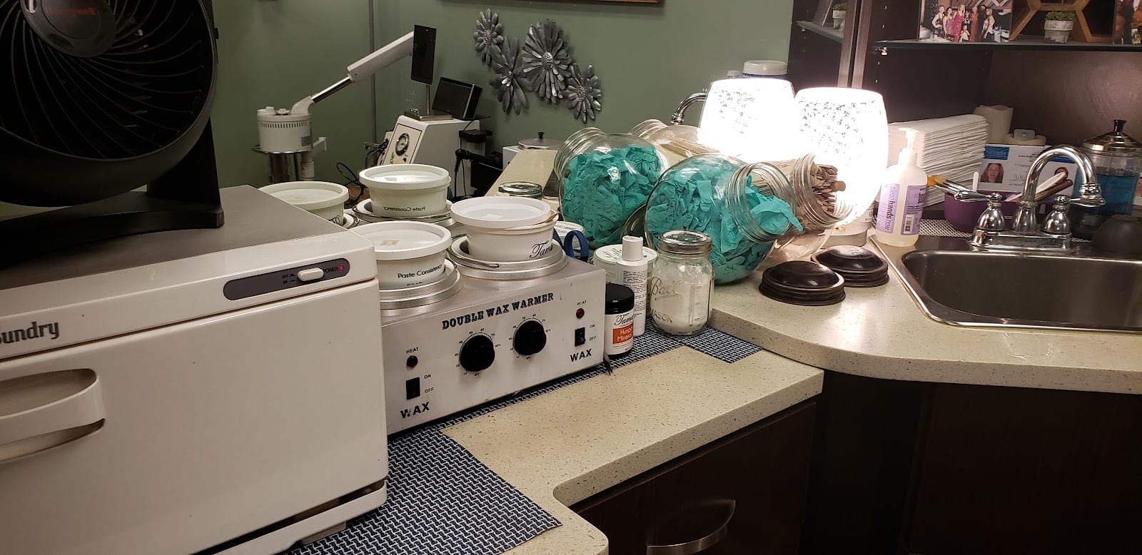 Humble Bee Sugaring Studio (Summerlin), photo 4