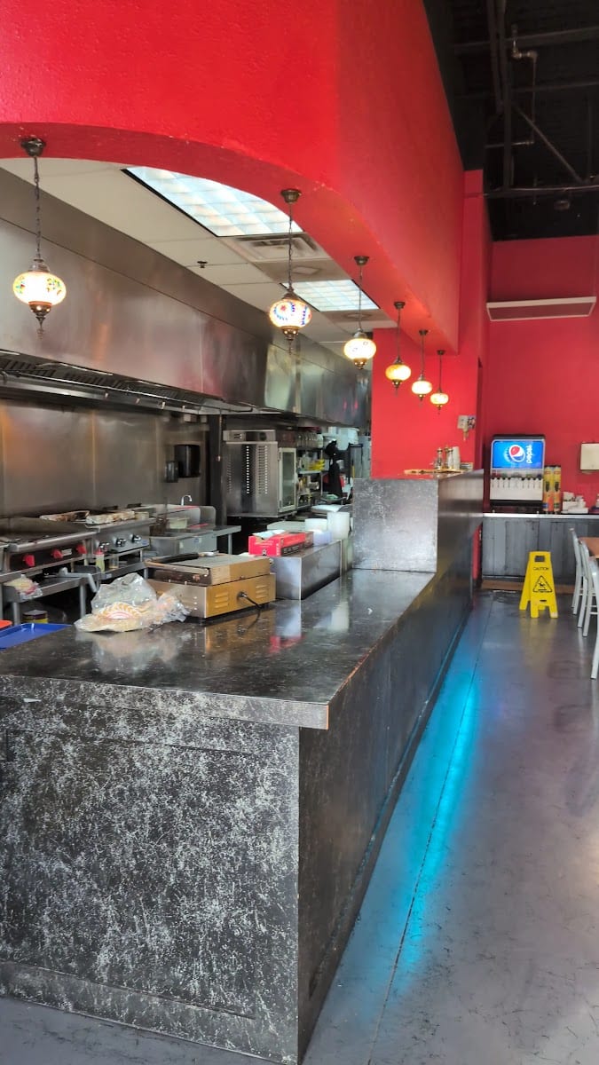 Aladdin Halal Grill, photo 3