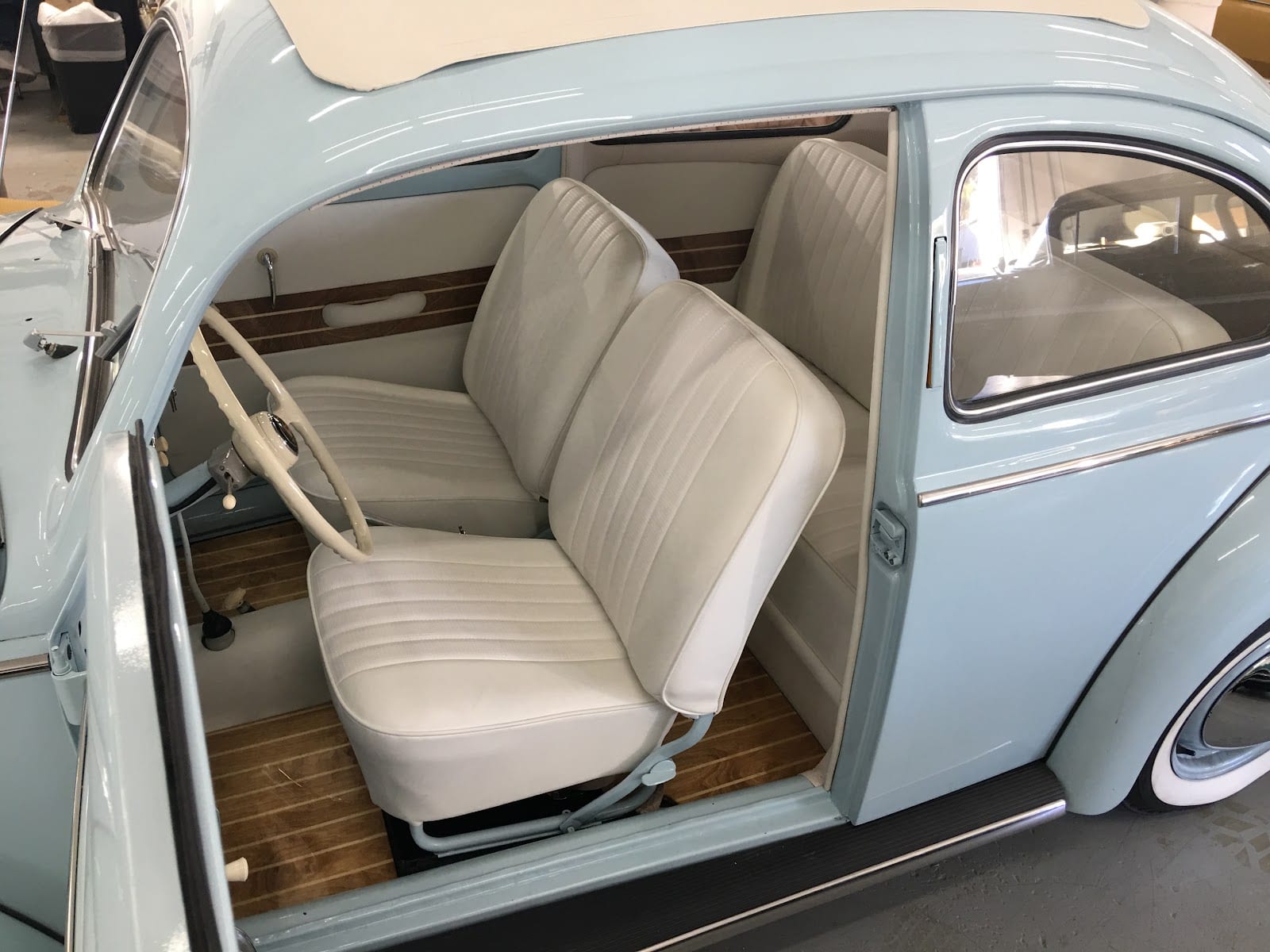 Palacios Upholstery RV & Tops
