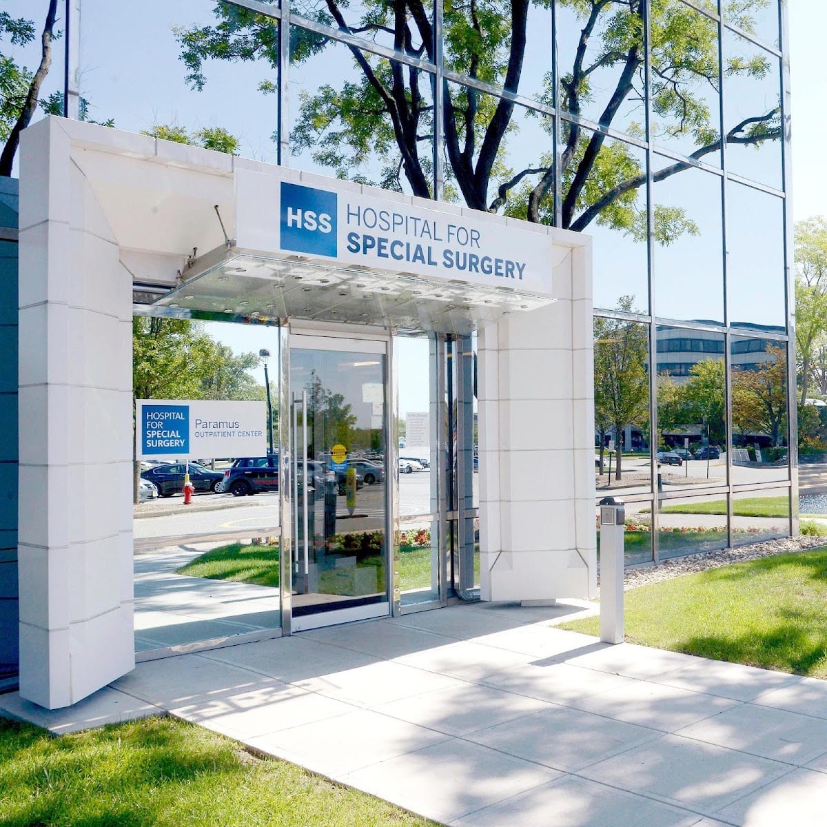 HSS Spine Center - Paramus