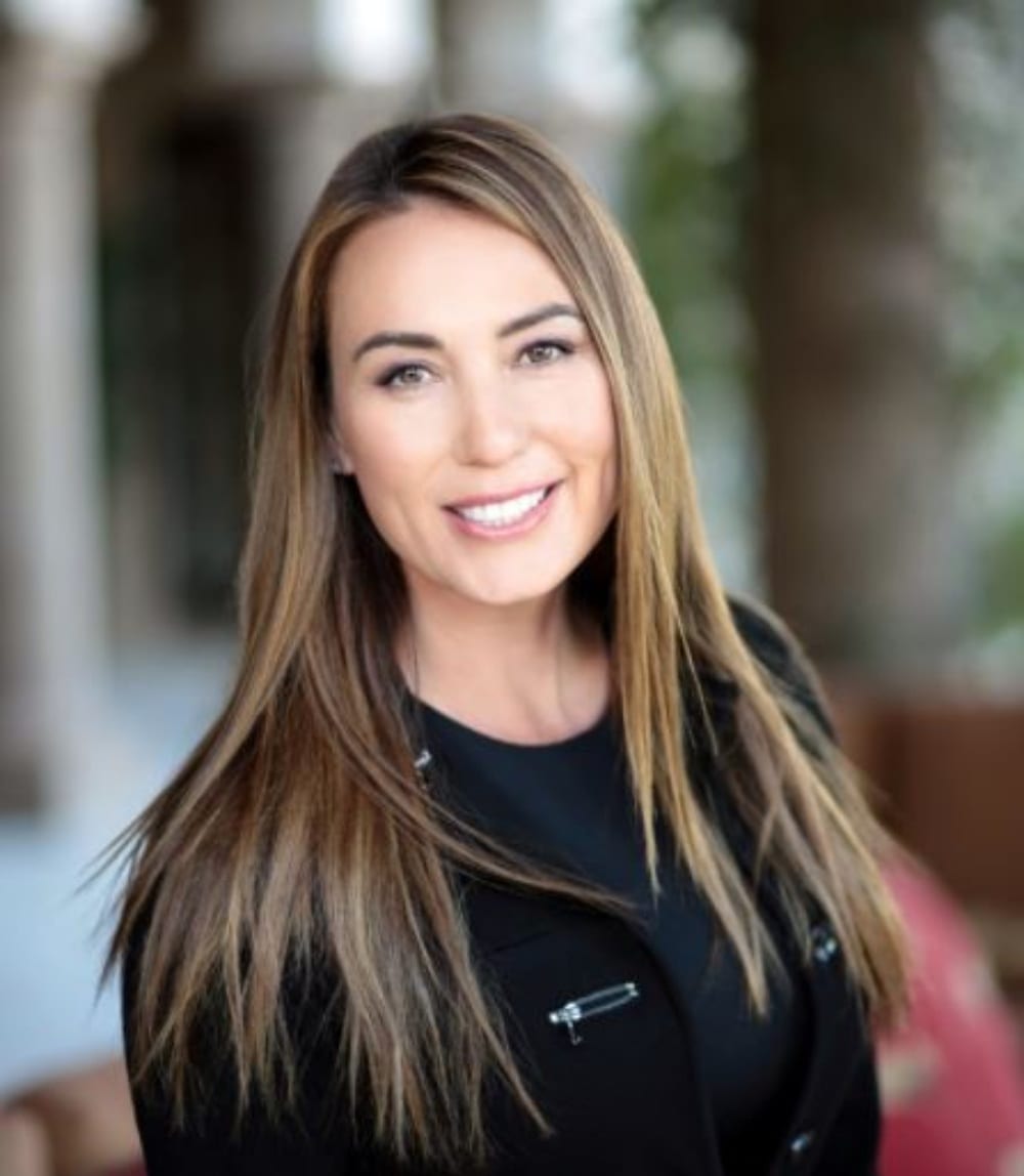 Jamie Wong, Managing Broker - RE/MAX Fine Properties, photo 2