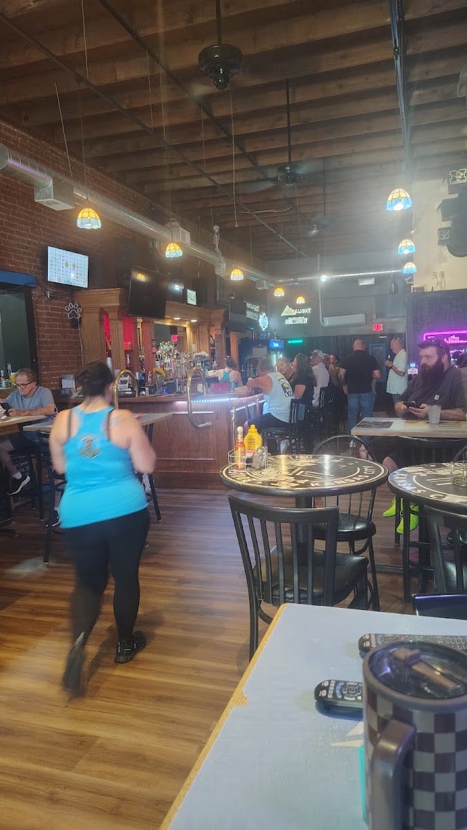 Sully’s Bar & Grill, photo 2