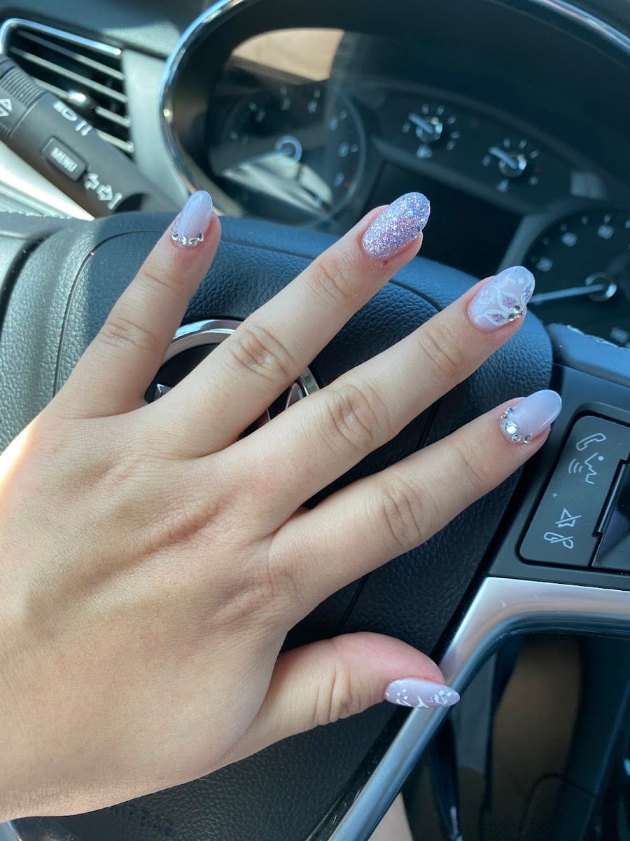 Polish Nail Lounge