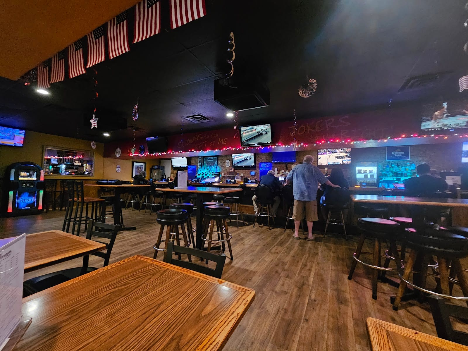 Joker's Bar & Grill