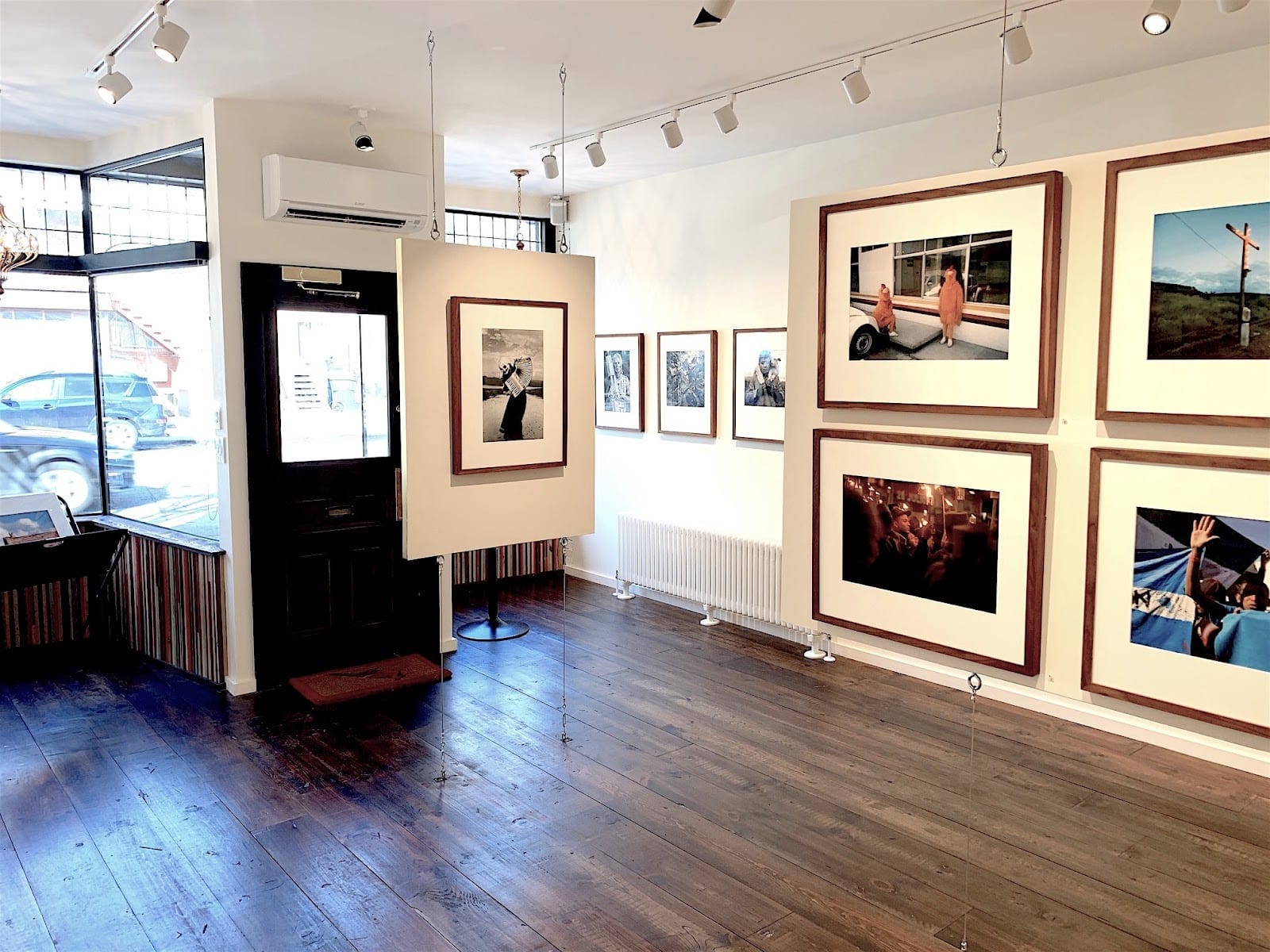 The Cardinal Gallery, photo 3