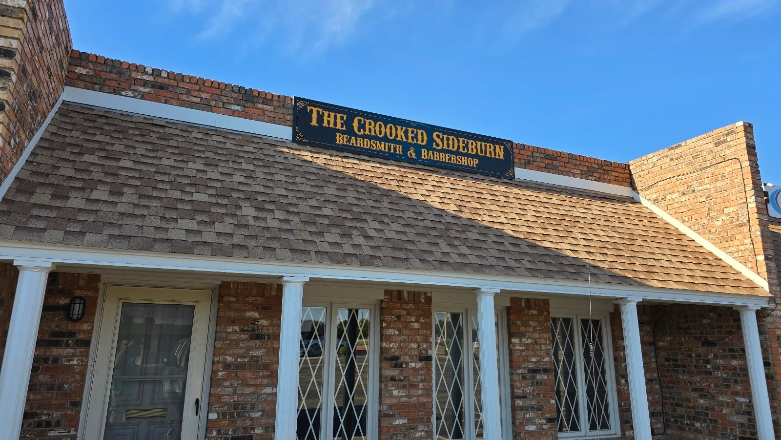 The Crooked Sideburn Barbershop, photo 3