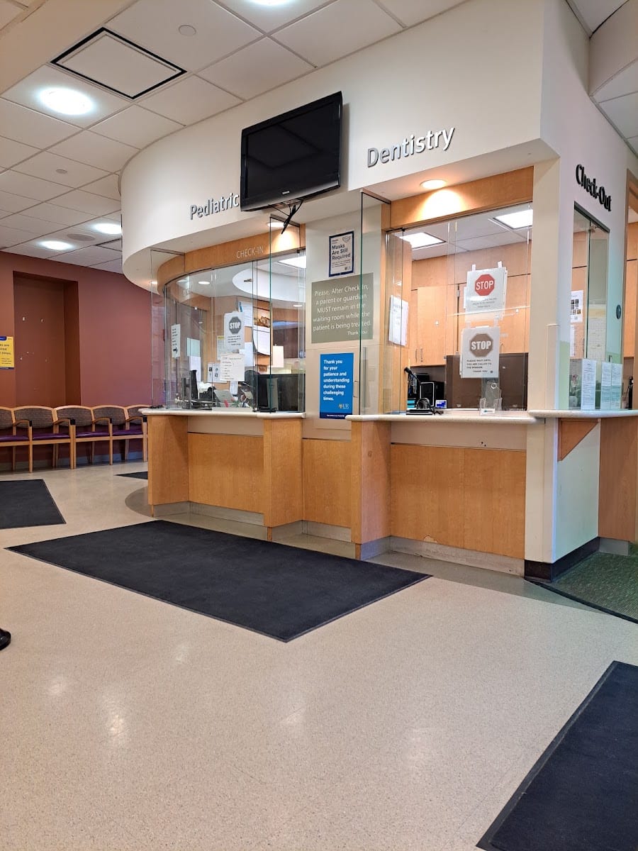 University of Rochester Medicine Eastman Dental – Howitt Urgent Dental Care, photo 3