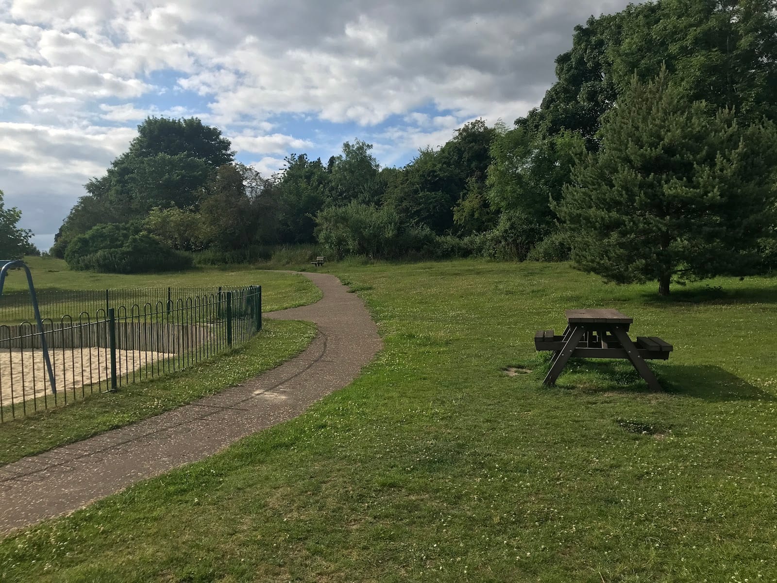 Danby Close Children’s Playground, photo 3