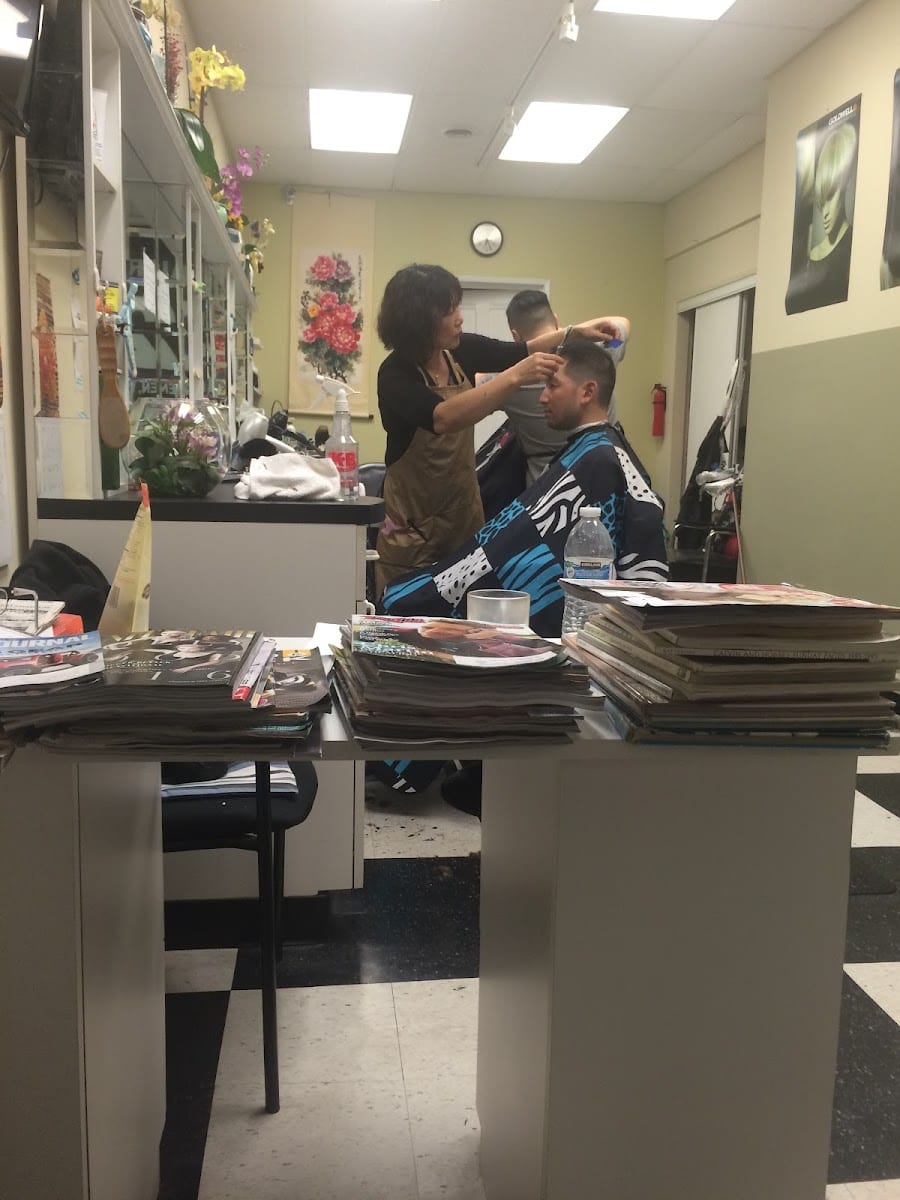 Geary Salon, photo 3