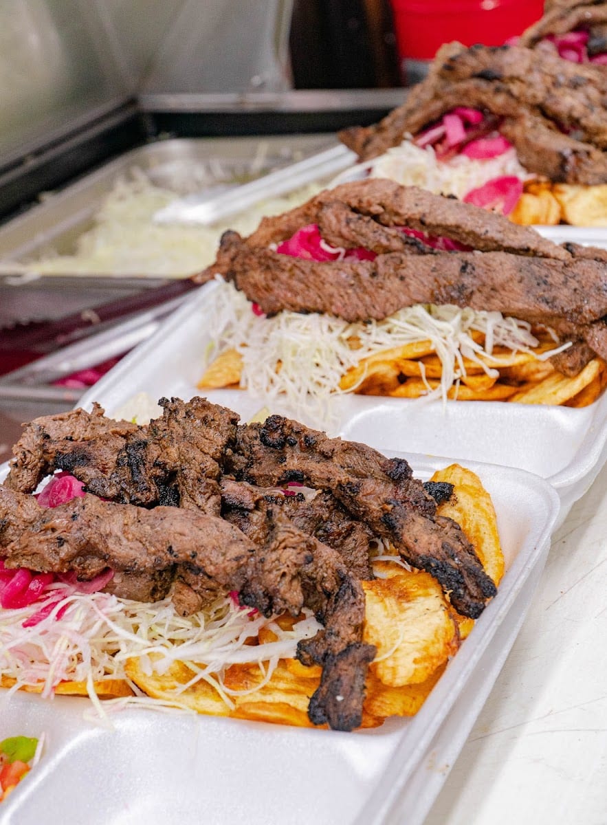 Antojitos Hondurenos Mariela (Food Truck)