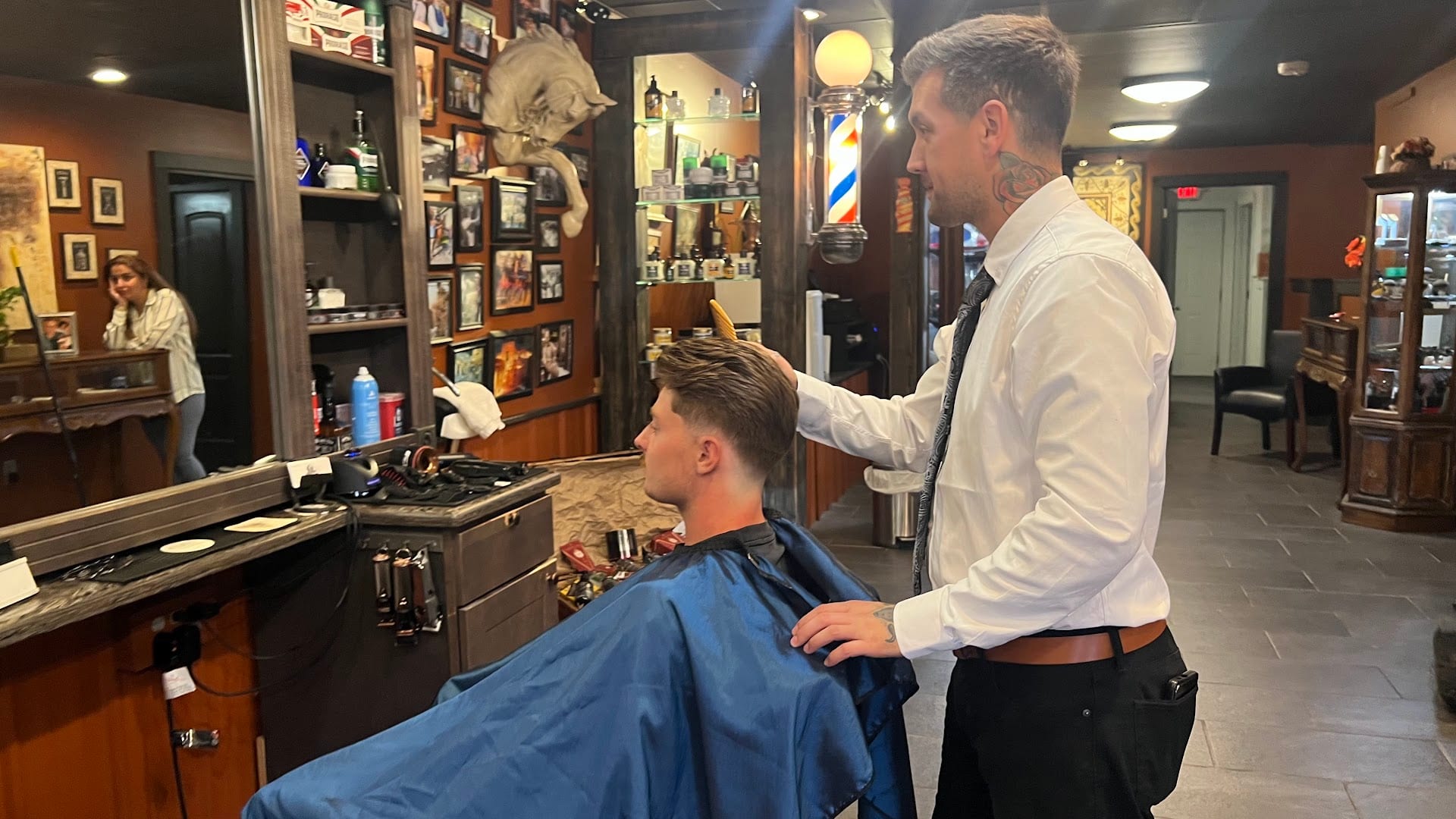 Regal Barbershop, photo 3