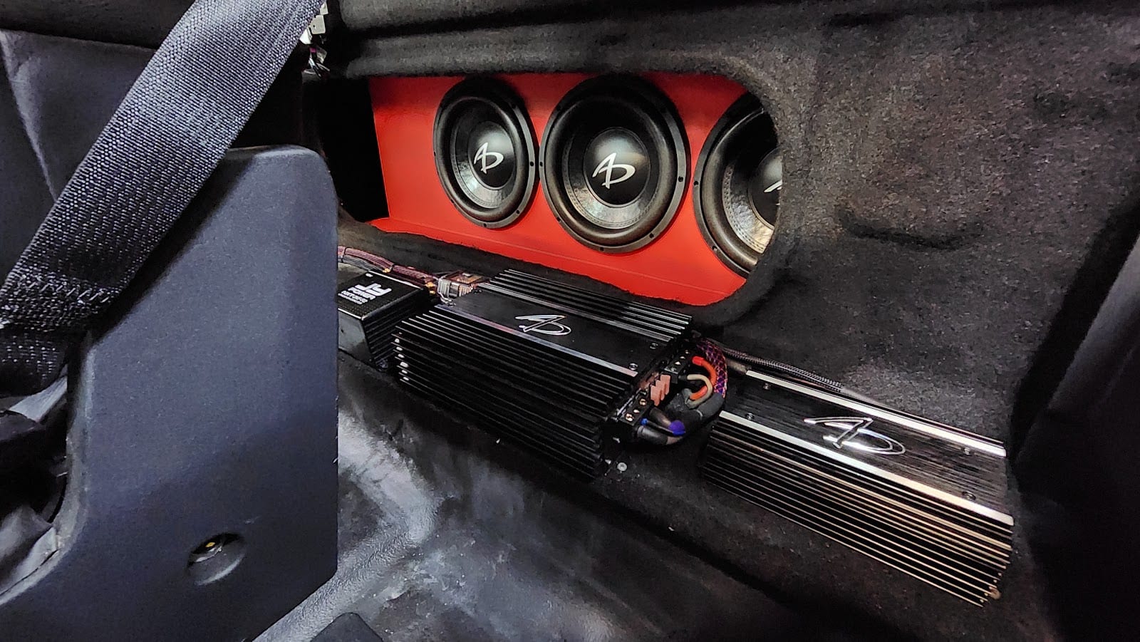 Custom Sound Works, photo 3