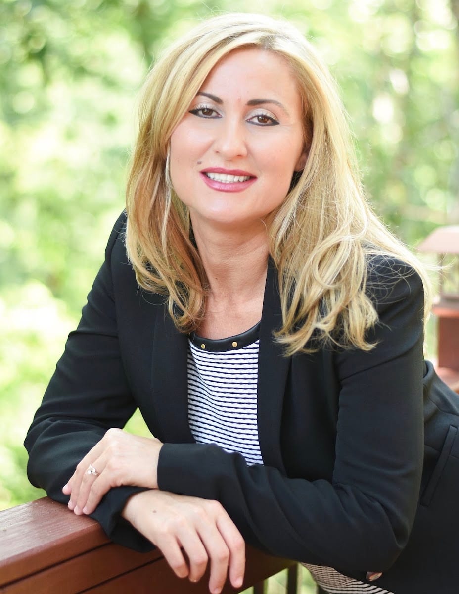 Olcay Wiesbrook, Realtor at Legend Realty, photo 3