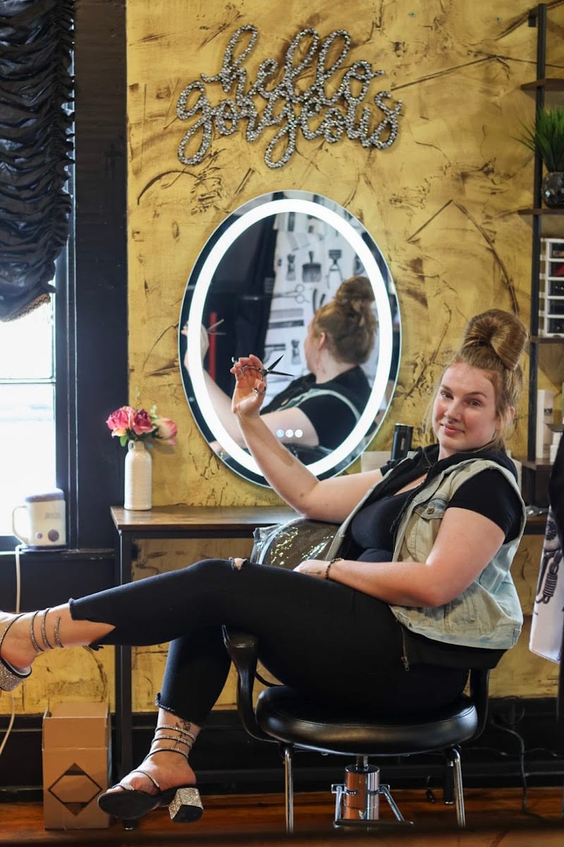 High Maintenance Beauty Bar and Boutique, photo 2