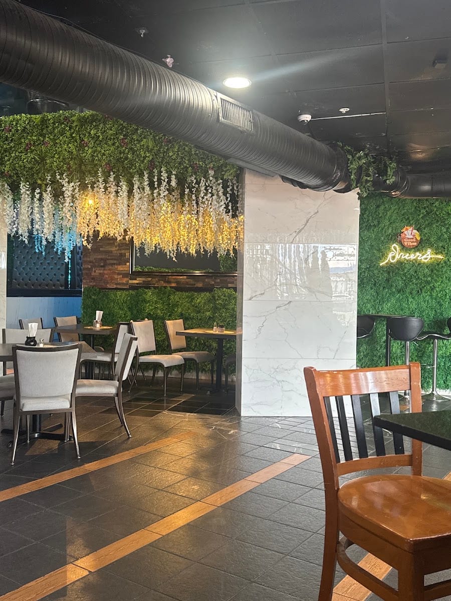 Bombón Mexican Restaurant
