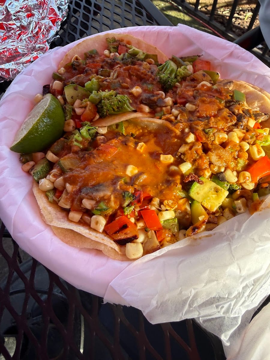 Azteca Market & Taquería - St. Helena, photo 3