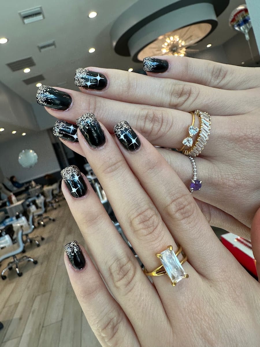 Glamour Nails Lounge
