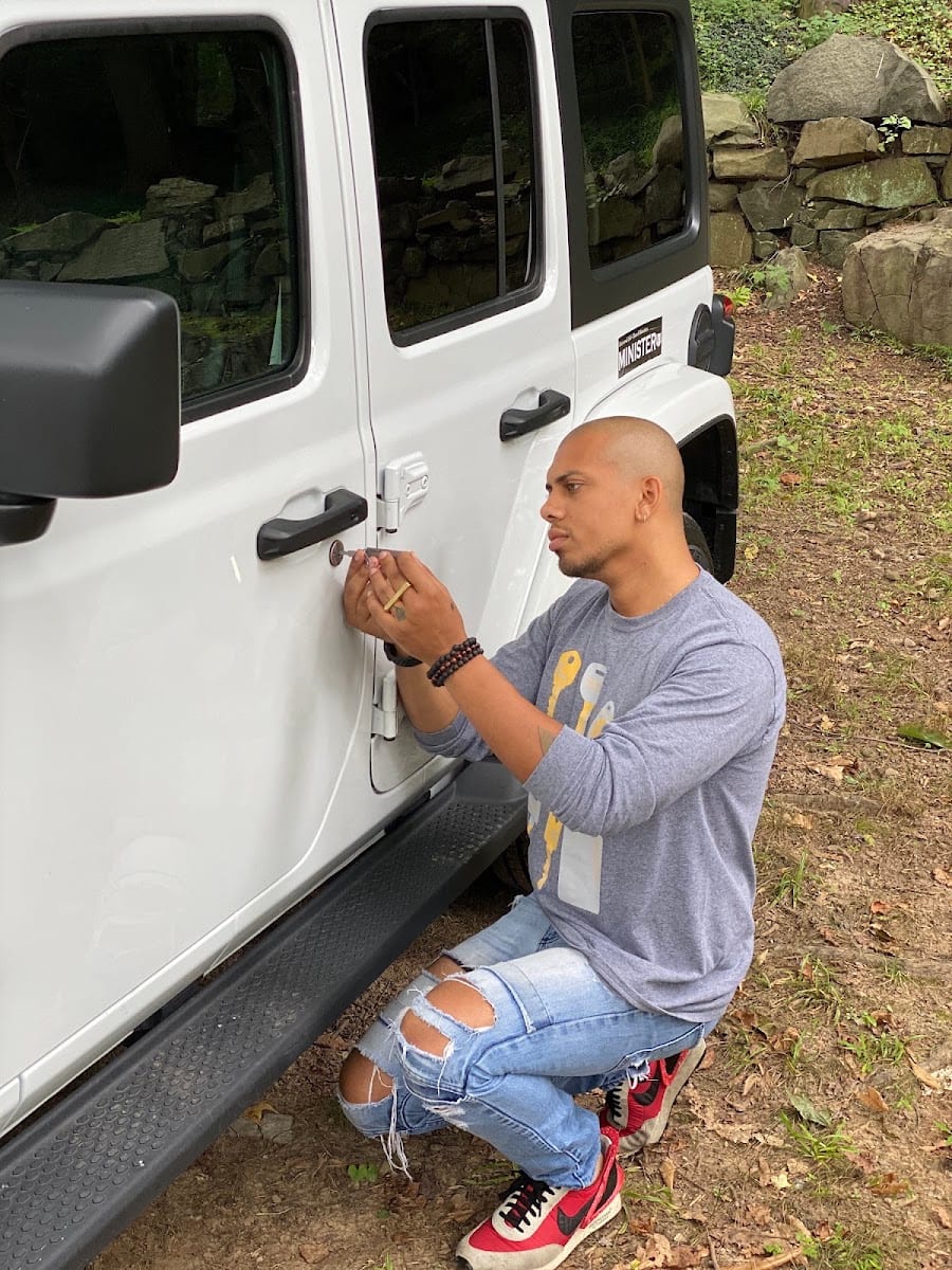 KeyMe Locksmiths