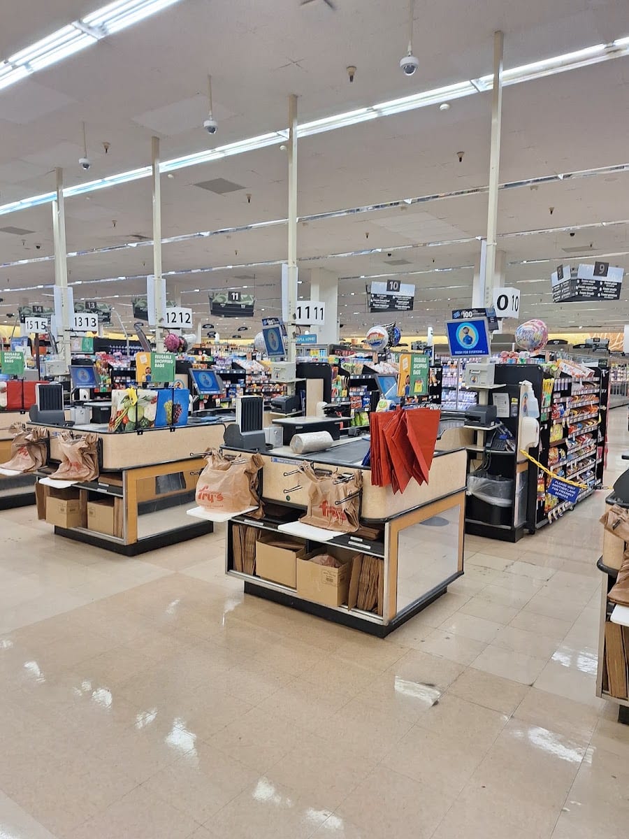 Fry's, photo 3
