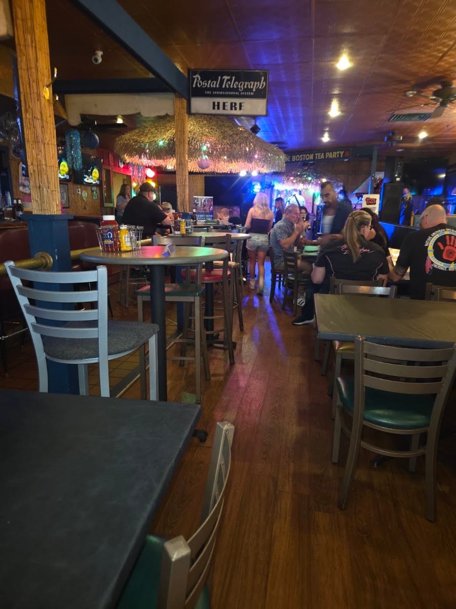 Dicky's 21 Taps, photo 3