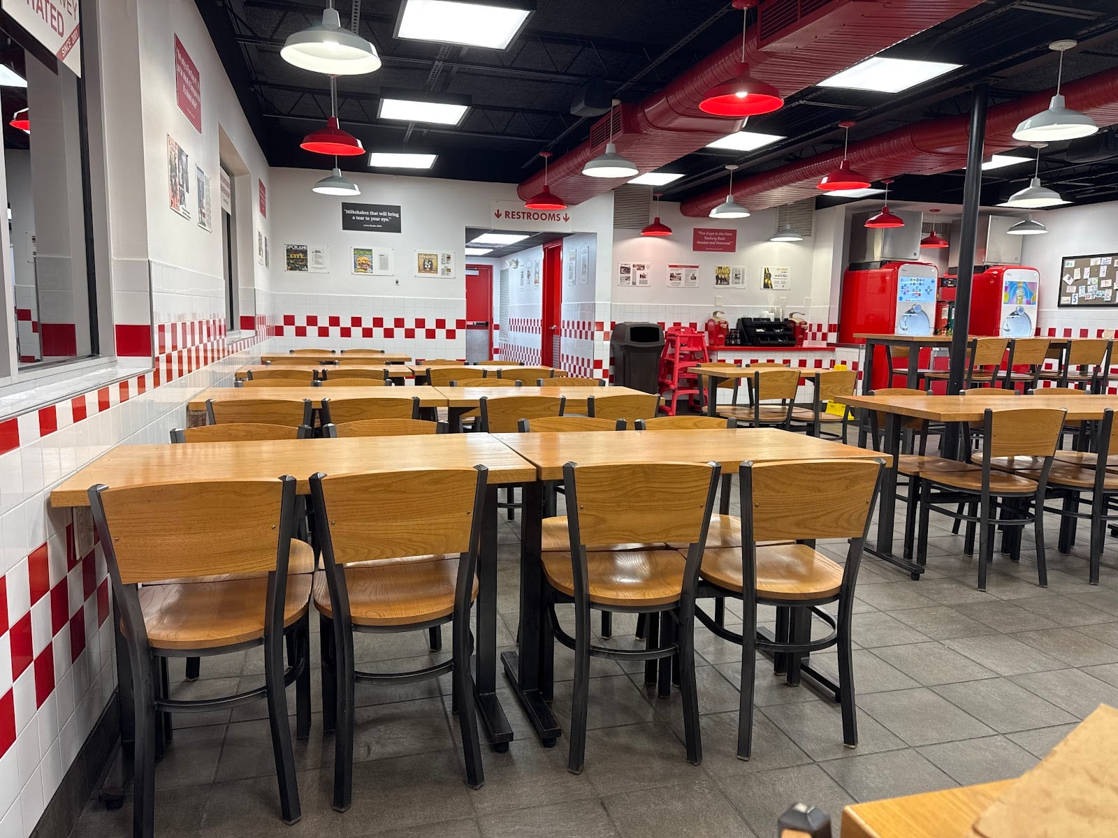 Five Guys, photo 3
