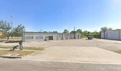 Jr & Brian tire shop, photo 2