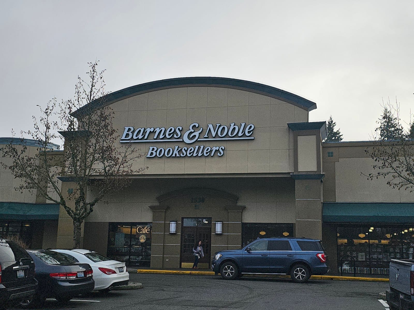 Barnes & Noble