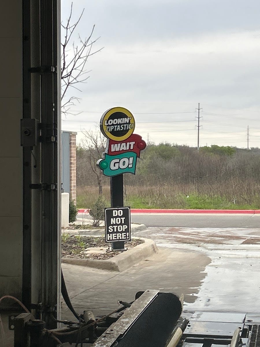 Zips Car Wash, photo 4