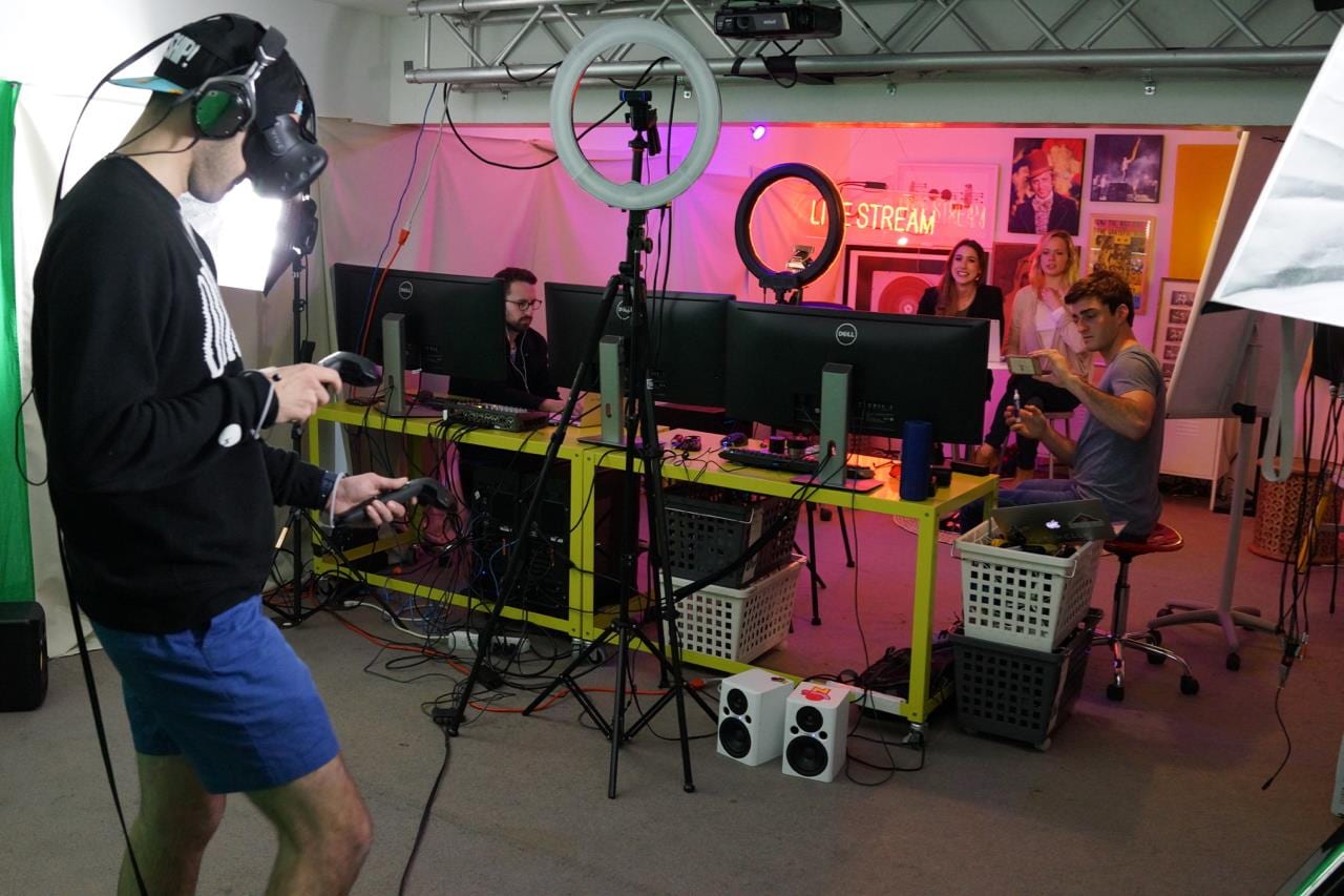 VR HERE NOW, photo 2