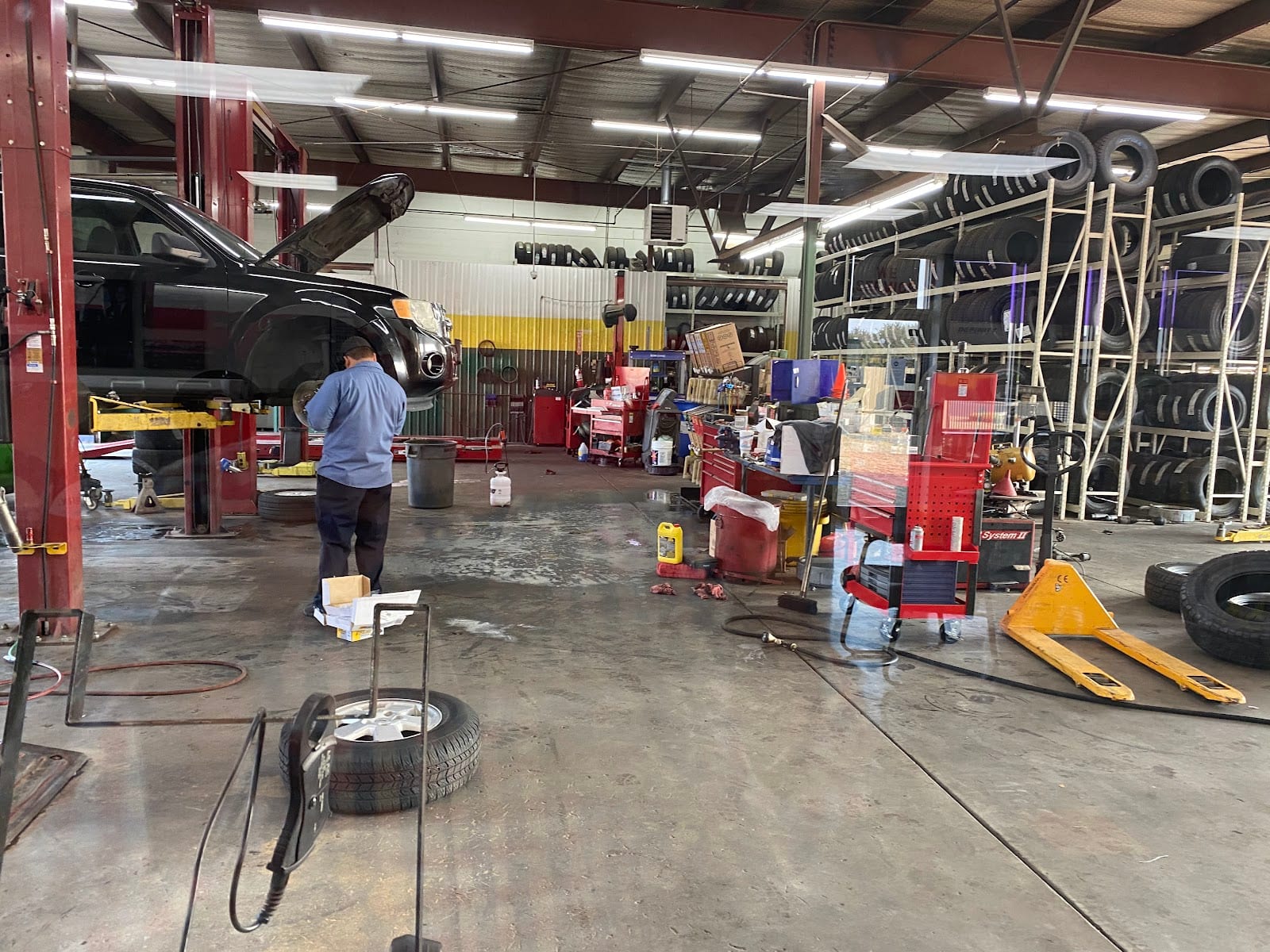 Pep Boys Auto Service & Tires