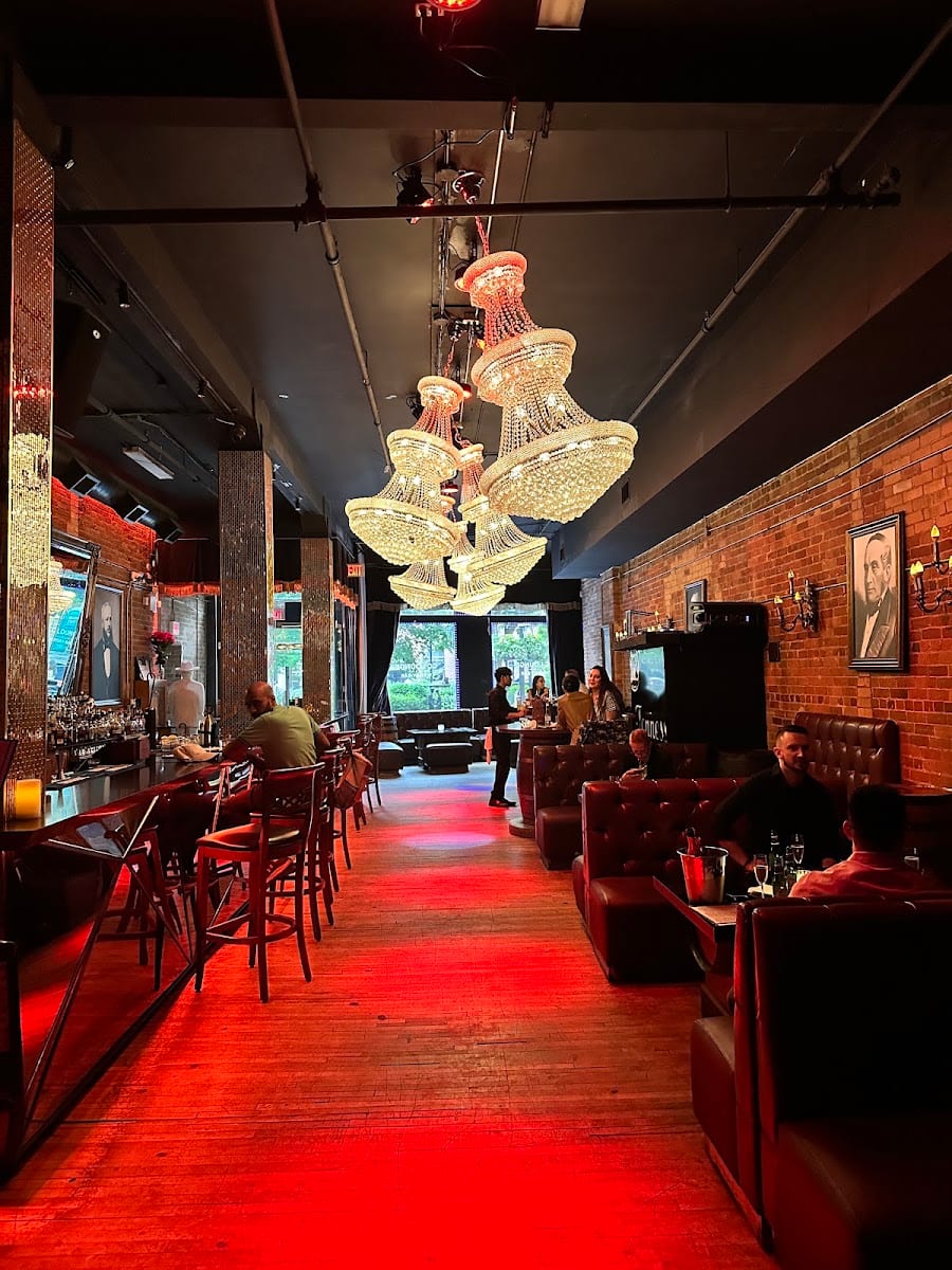 CC Lounge and Whisky Bar