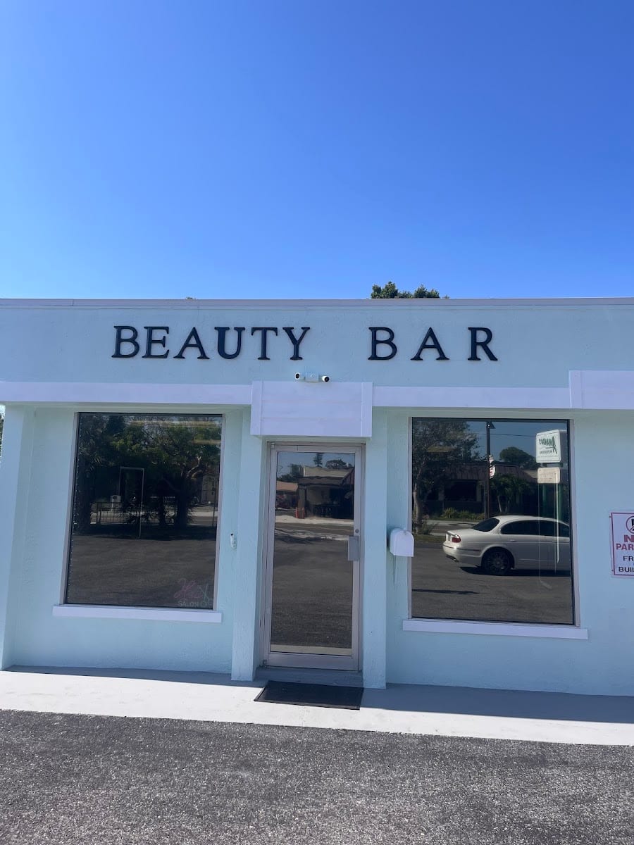 Beauty Bar on Dearborn