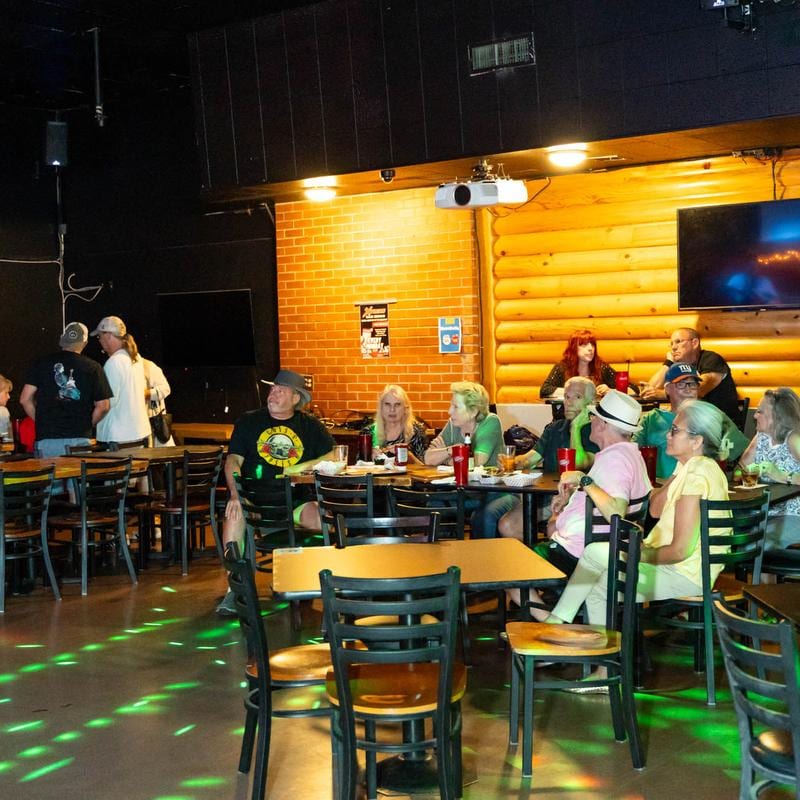 Your Mom's House, Bar & Grill, photo 2