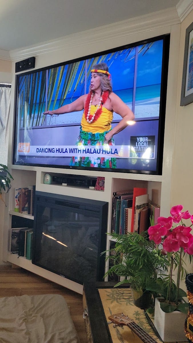 Hula in the Bay