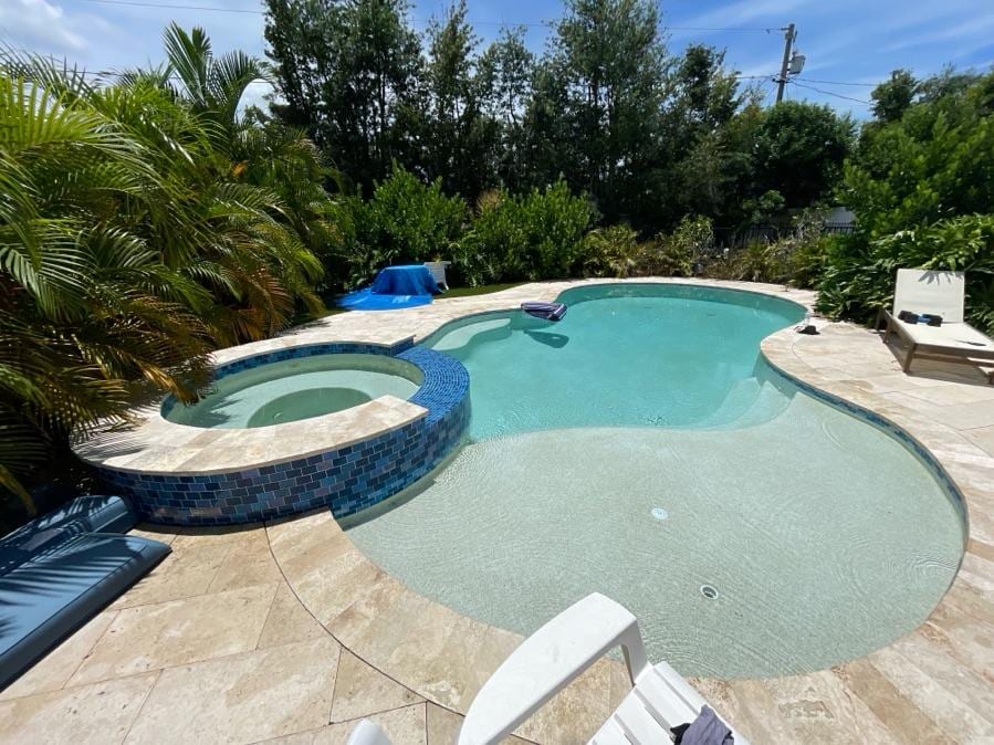 Blue Science Pools, photo 2