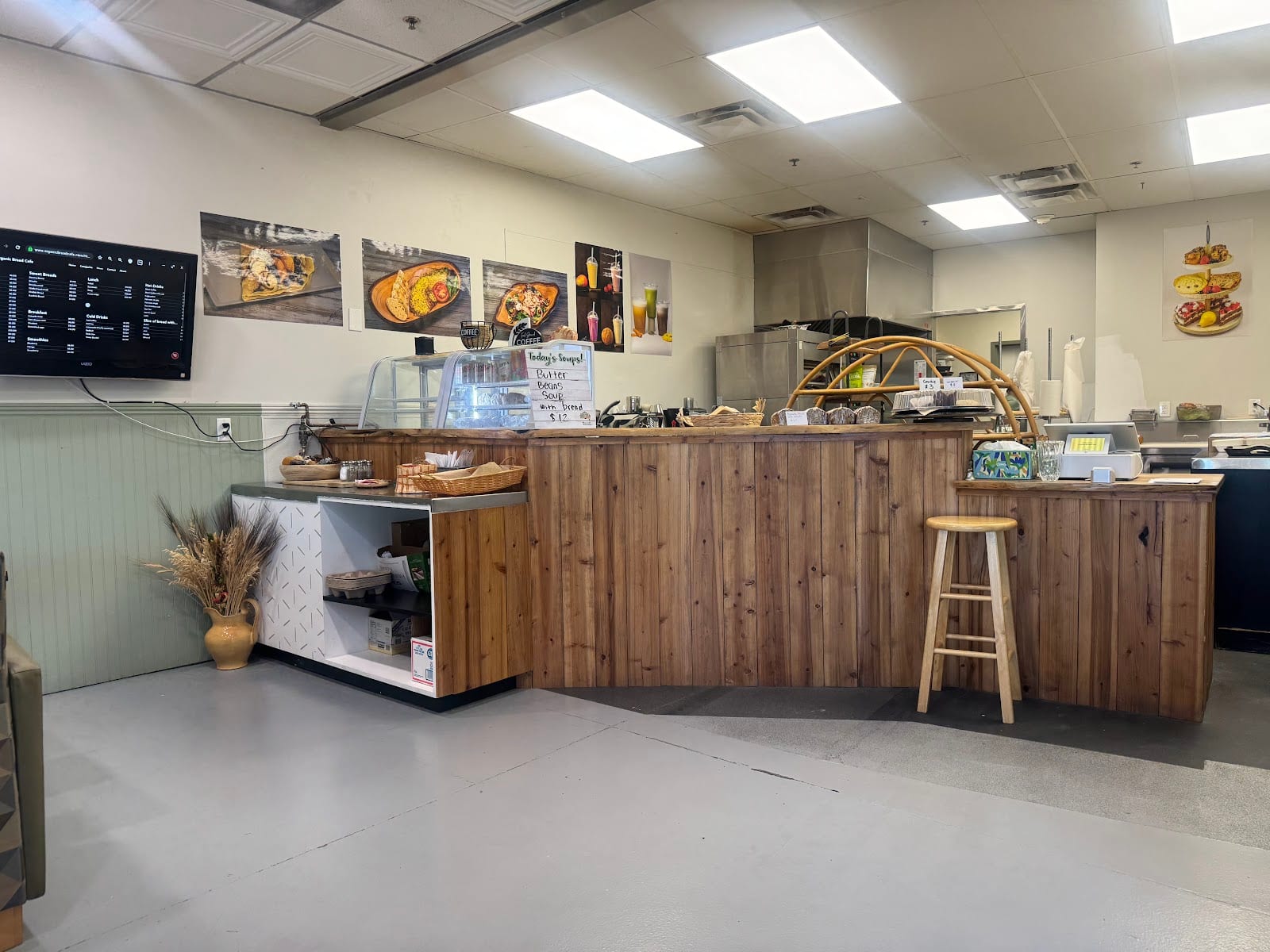 Organic Bread Cafe