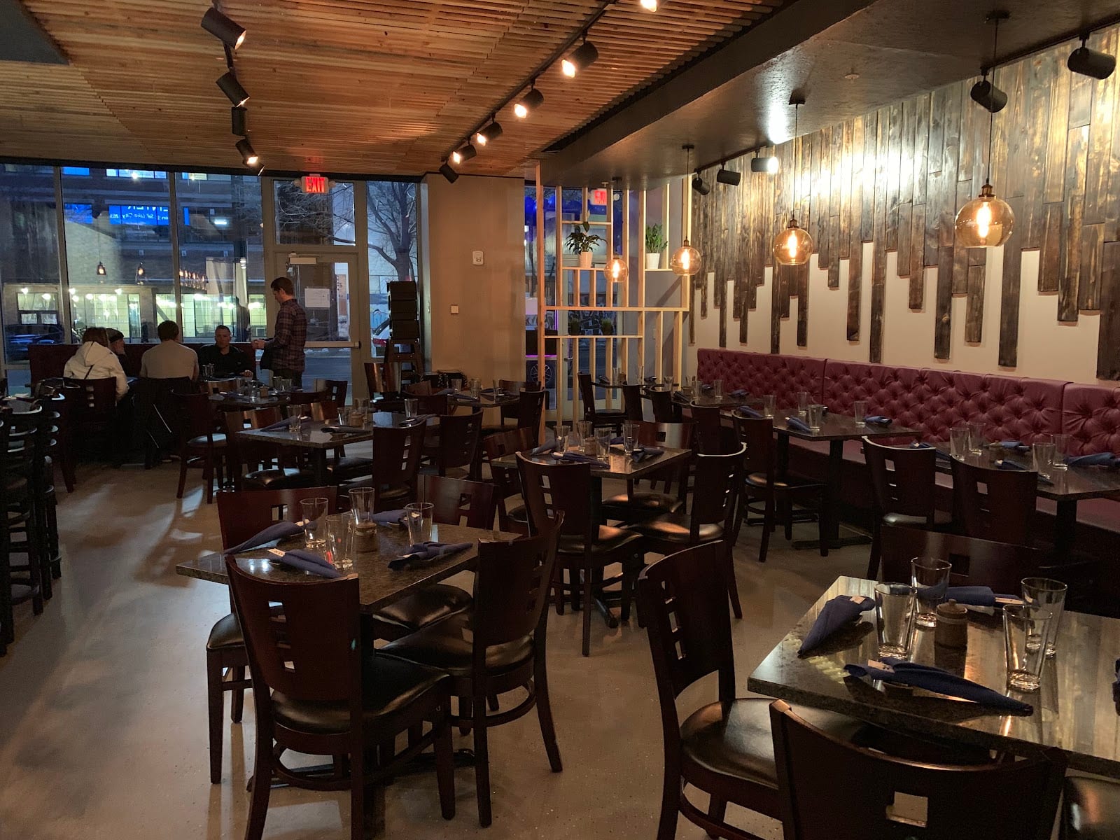 Ozora Izakaya Japanese Bar & Tapas (Downtown)