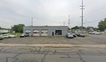 lhf garage, photo 2