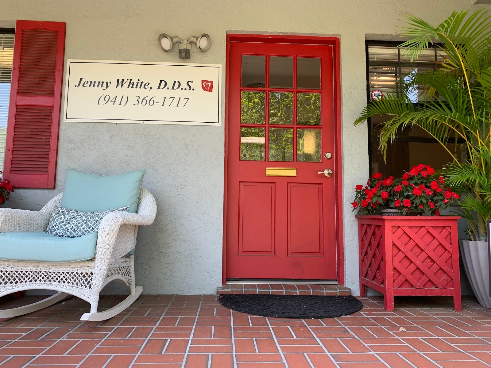 Jenny White, DDS, photo 2
