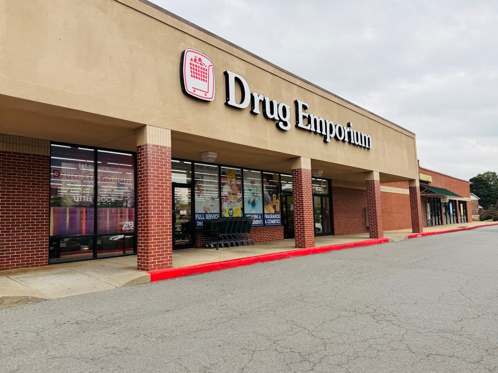 Drug Emporium Little Rock, photo 2